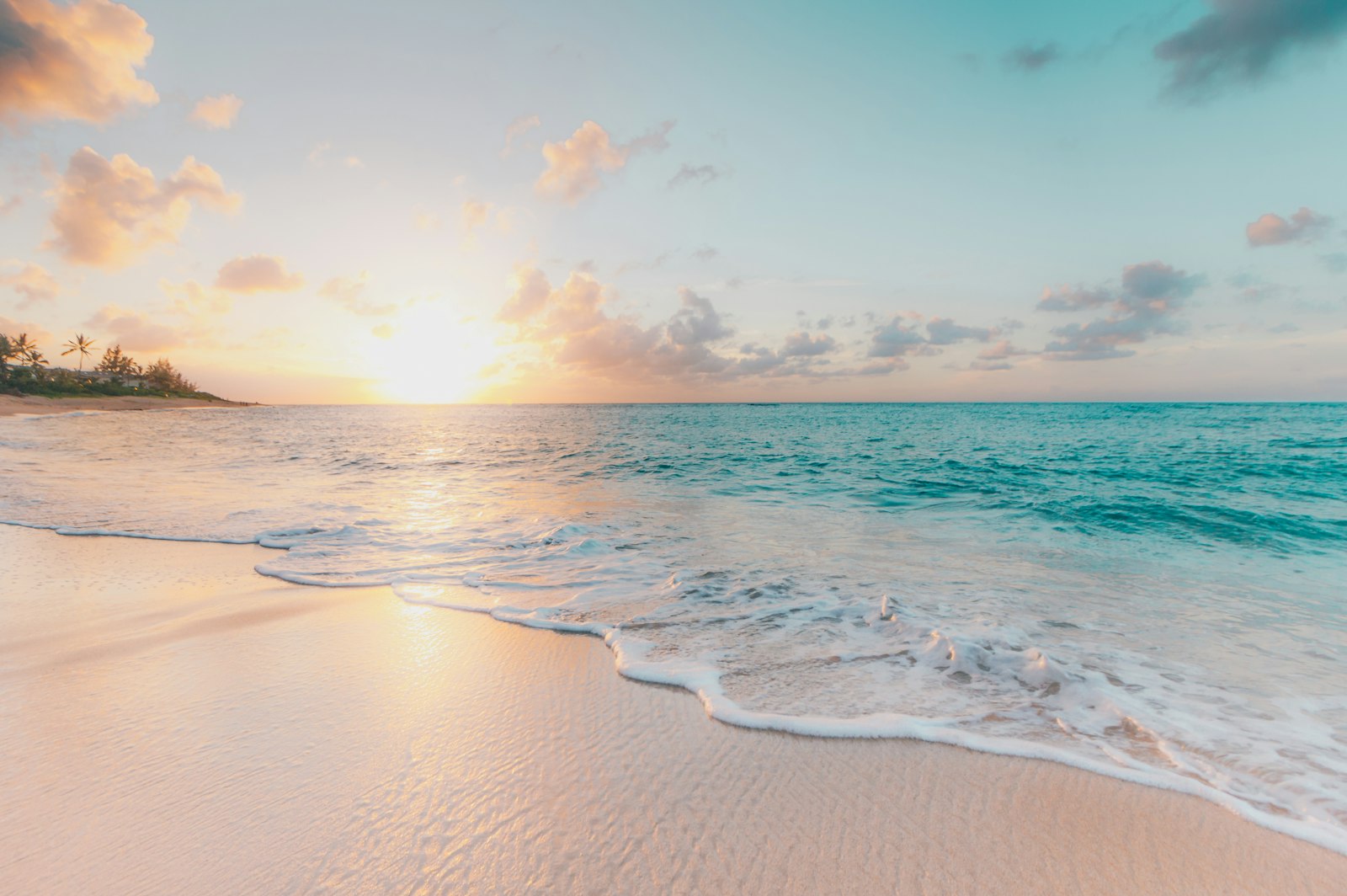 Sea at sunset, the holiday starting from Savona